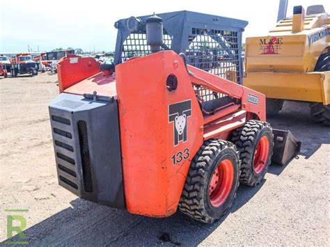 thomas t133 skid steer